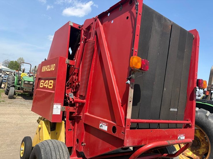 new-holland-648-image-8