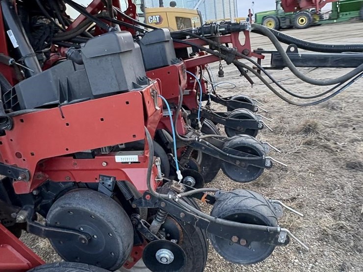 2012-case-ih-1250-image-22