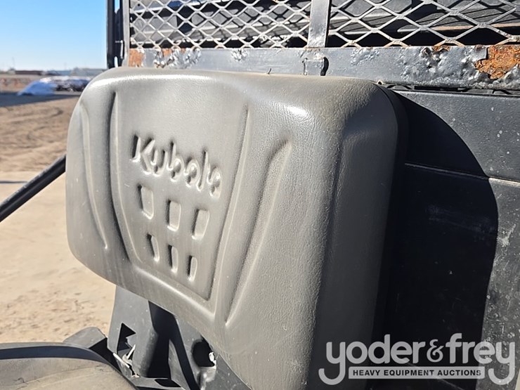 2018-kubota-rtvx1140-image-38