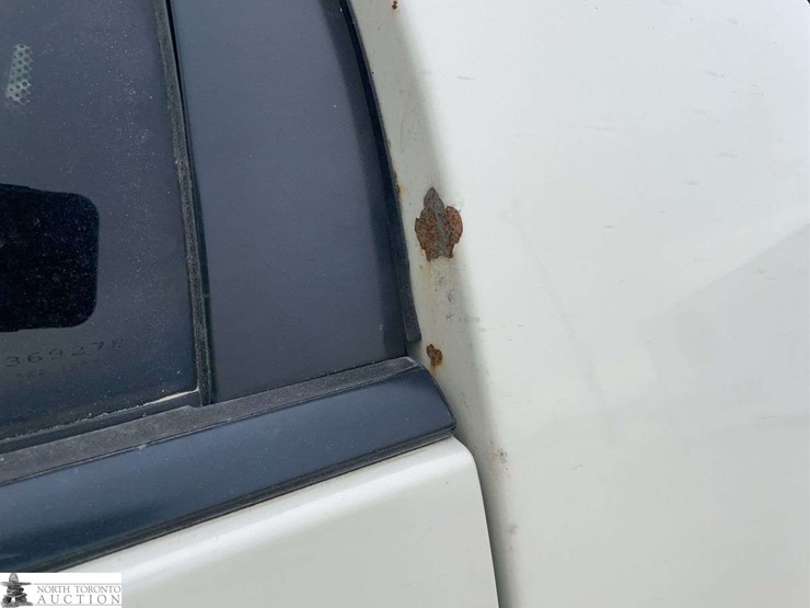 2009-ford-taurus-x-image-28