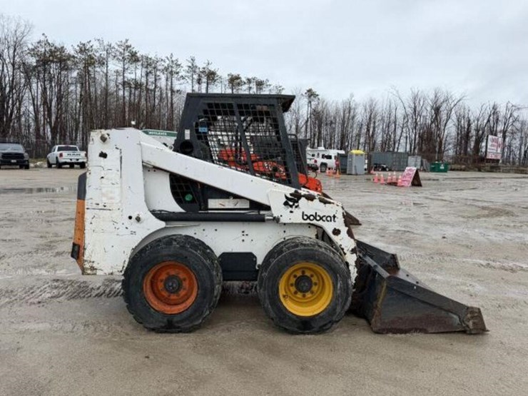 2009-bobcat-864-image-3