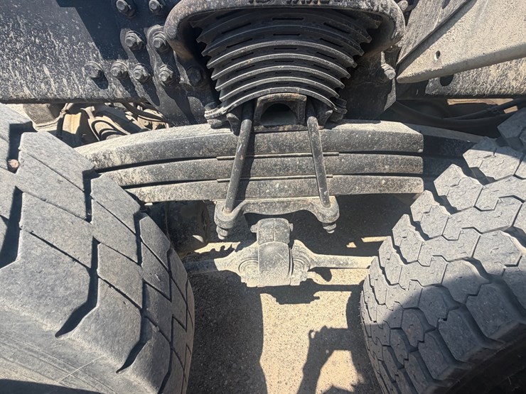 2016-western-star-4700-image-23