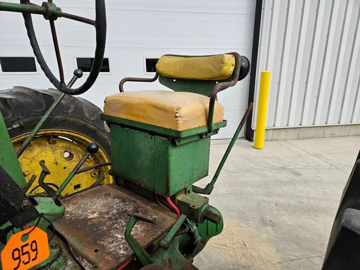 1953-john-deere-70-image-33