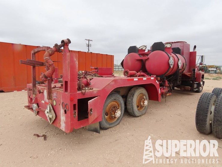 1992-ford-l9000-image-4