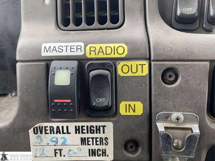 2007-sterling-acterra-image-12