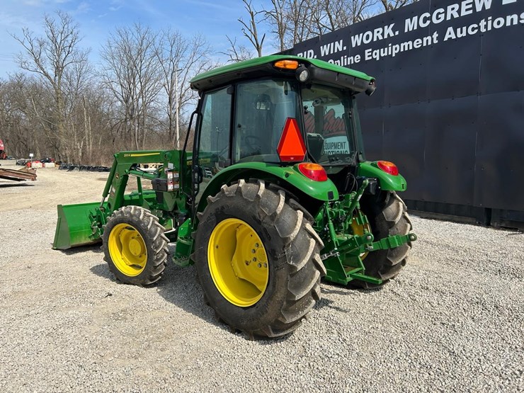 2021-john-deere-5075e-image-2