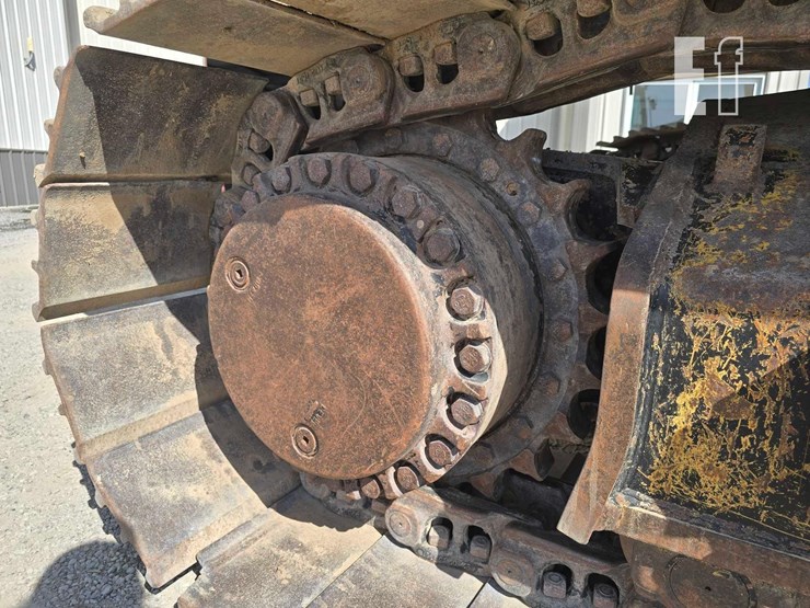 2014-caterpillar-349fl-image-31