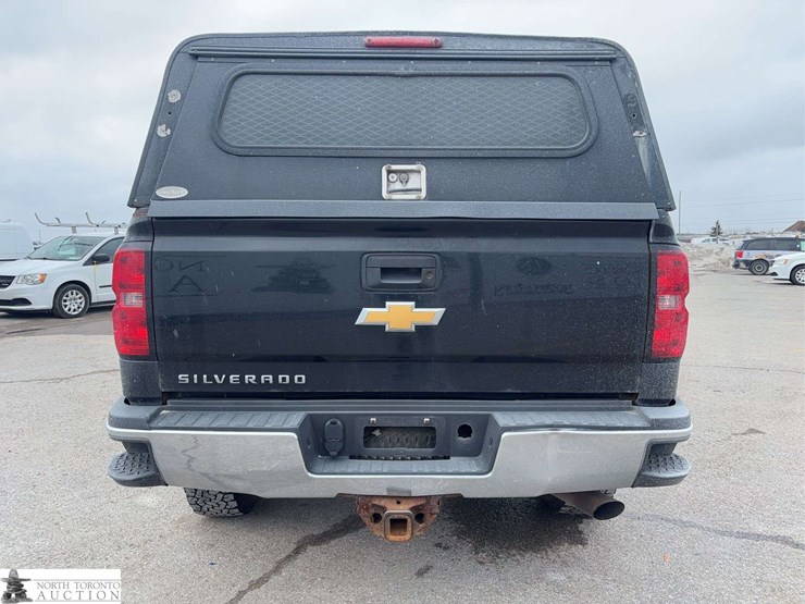 2016-chevrolet-silverado-2500hd-image-5