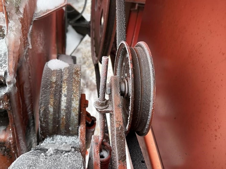 hesston-sh60a-image-12