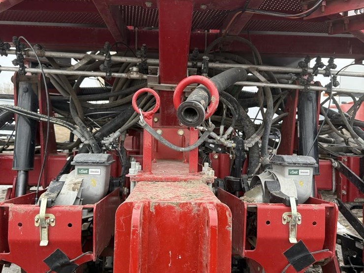 case-ih-1250-image-44