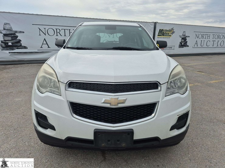 2013-chevrolet-equinox-image-2