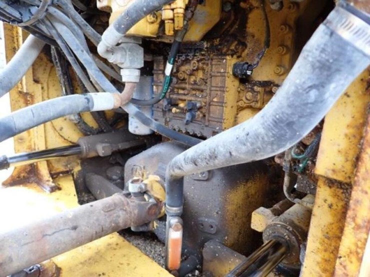 2006-deere-624j-image-39