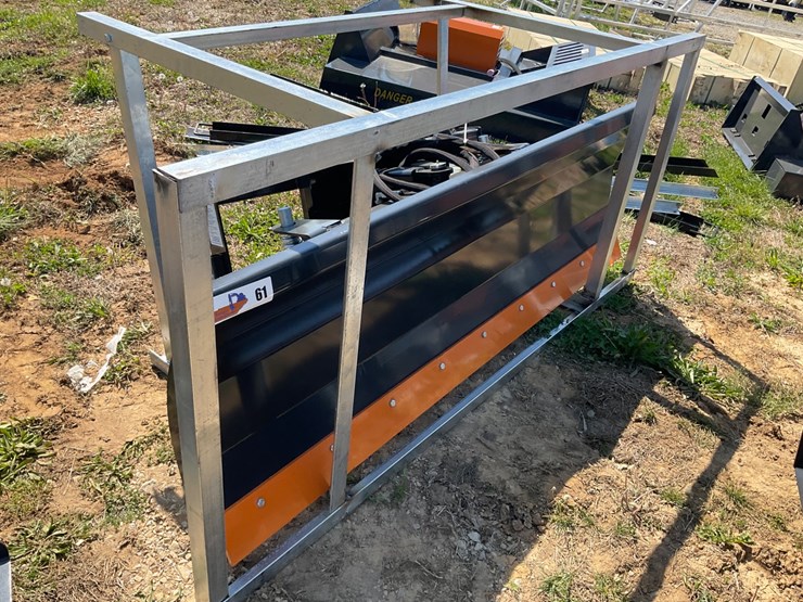 #61-•-unused-wolverine-84in-skid-steer-dozer-blade-image-1