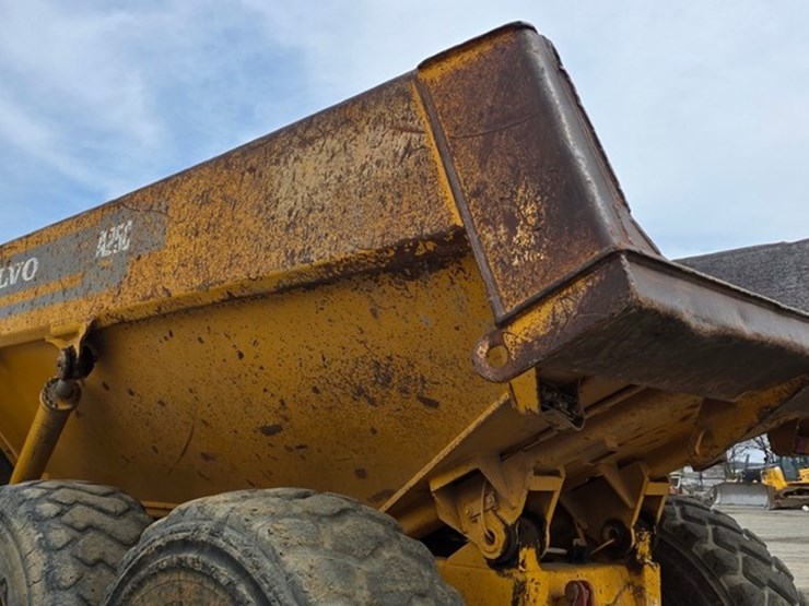 1999-volvo-a25c-image-23