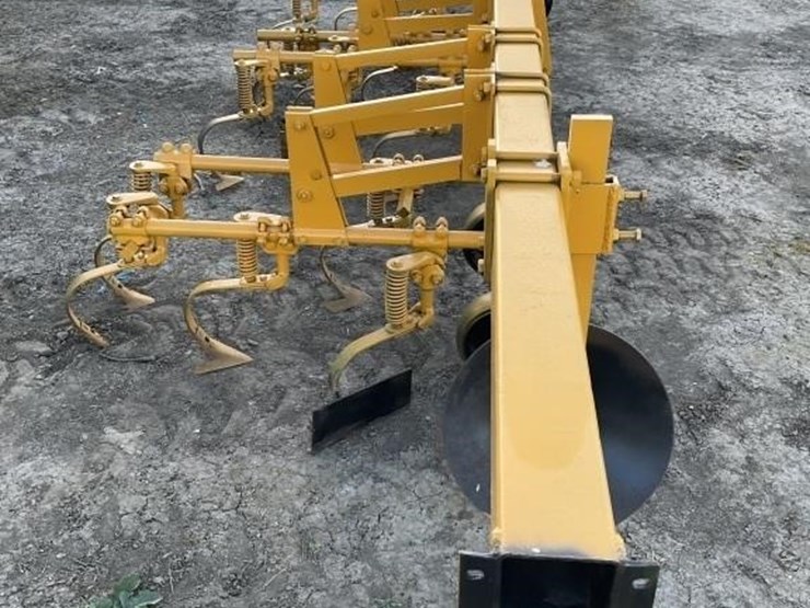 custom-3-pt-3-row-60"-cultivator-image-4