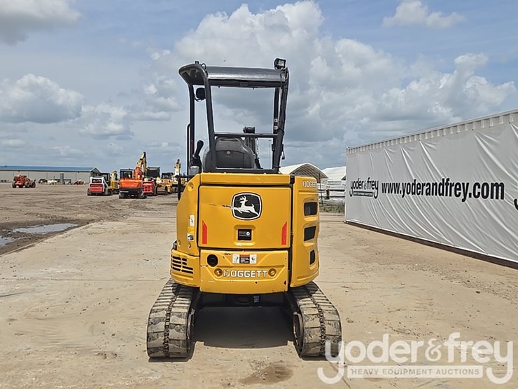 2022-deere-26g-image-4