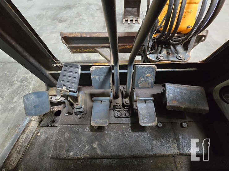 2013-hyundai-robex-35z-9-image-19