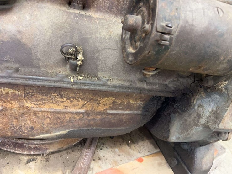 ford-engine-and-parts-image-11