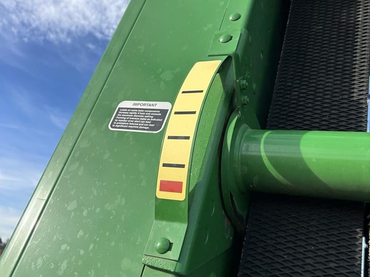 2019-john-deere-560m-image-21
