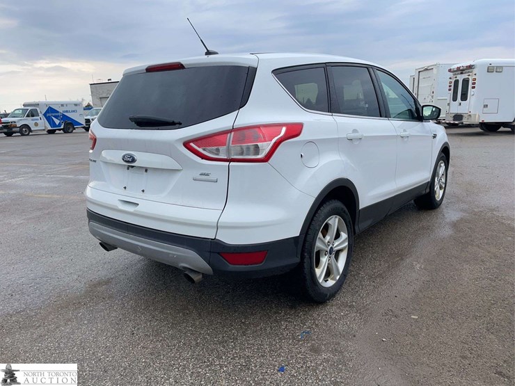 2016-ford-escape-image-5