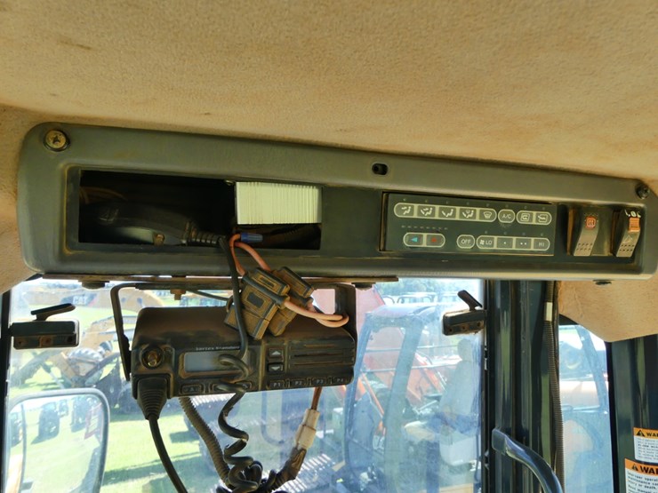 2007-komatsu-wa250-image-14