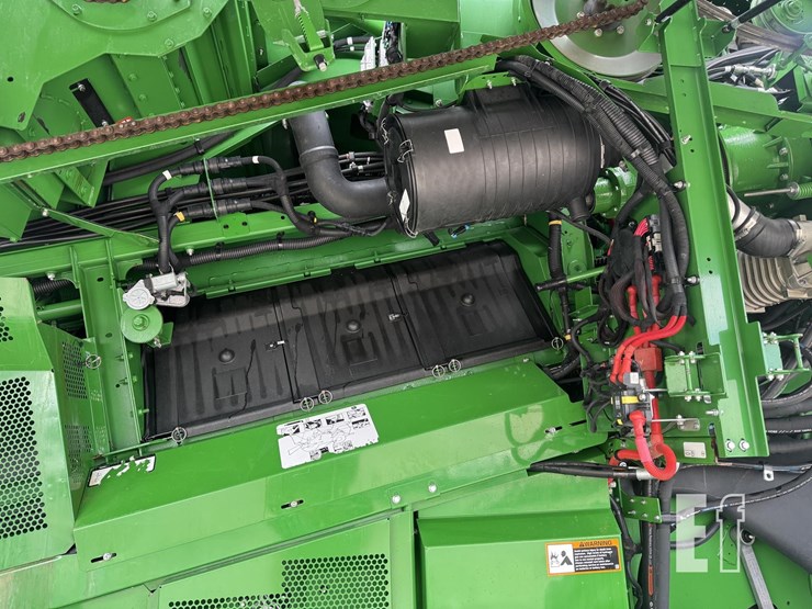 2020-john-deere-s780-image-15