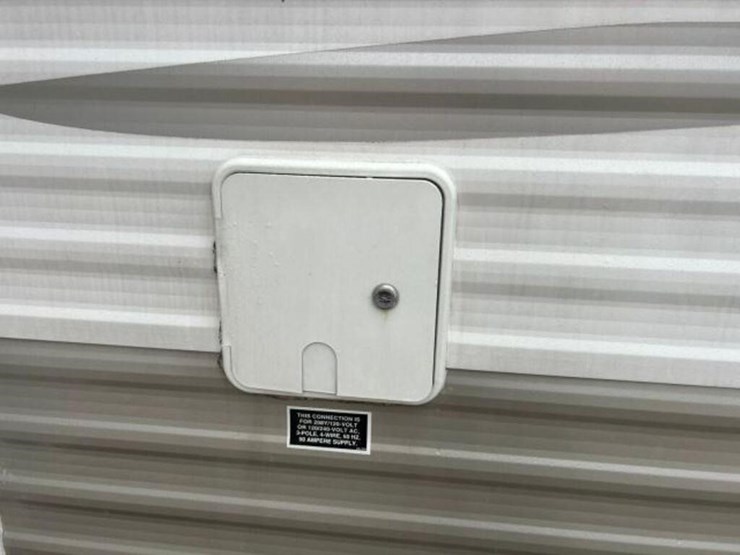 2010-gulf-stream-innsbruck-supreme-lodge-40tbs-t/a-image-22