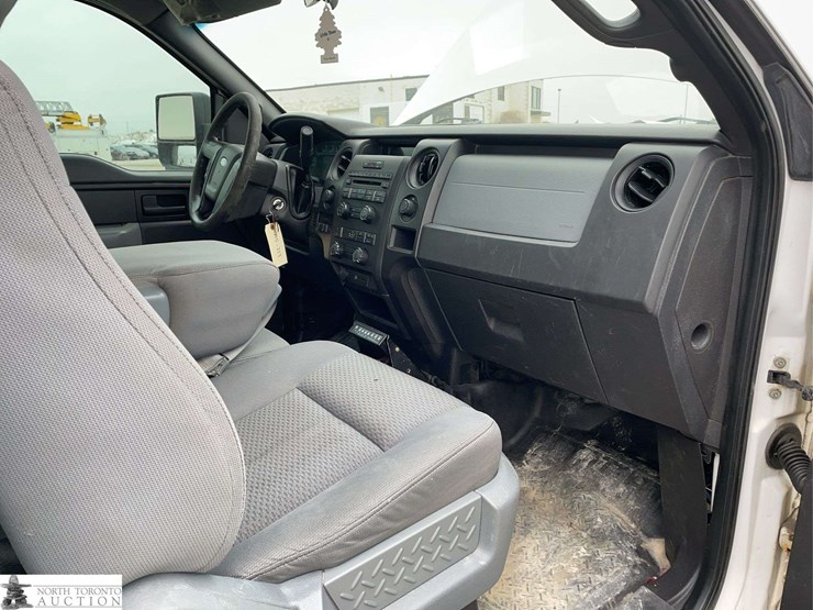 2013-ford-f150-image-17