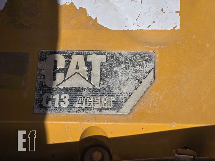 2014-caterpillar-349fl-image-23