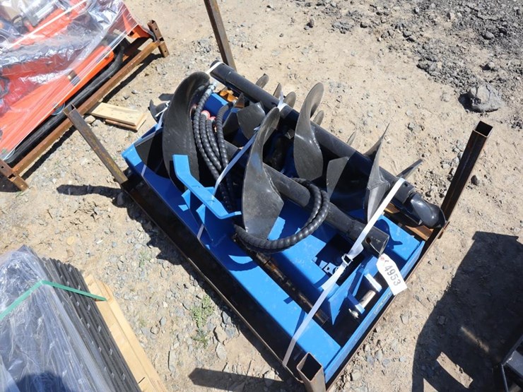 future-skid-steer-auger-image-2