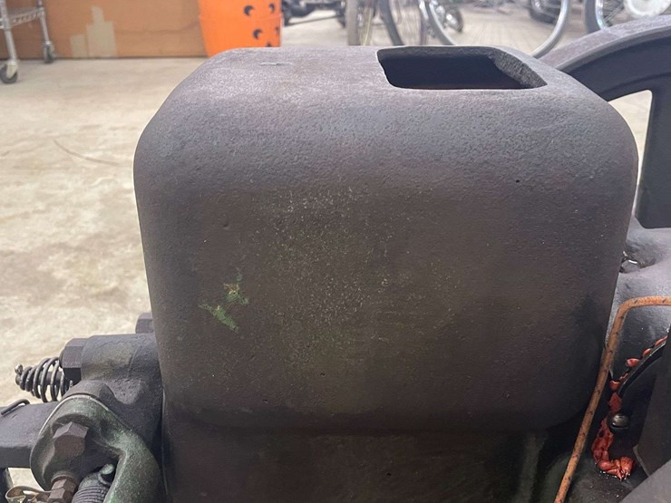 john-deere-11-image-18