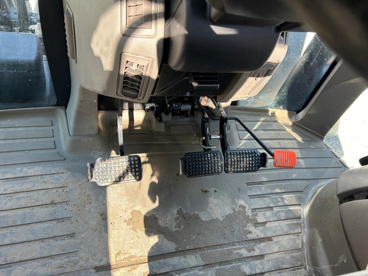 2022-case-ih-maxxum-115-image-22