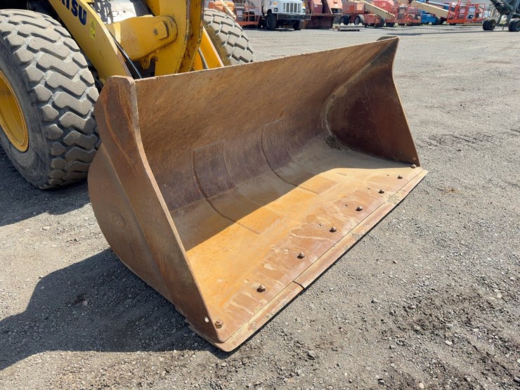 2017-komatsu-wa270-8-image-8