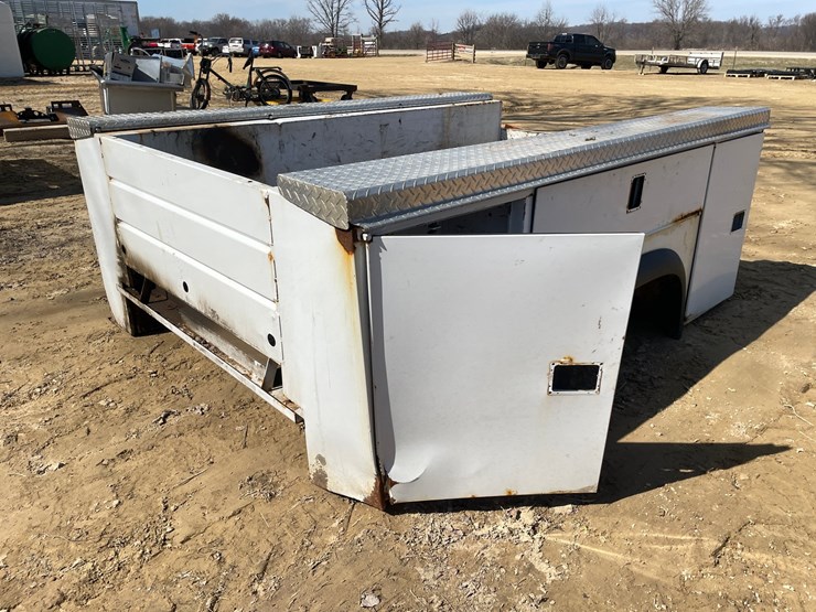#3969-•-utility-truck-bed-image-5