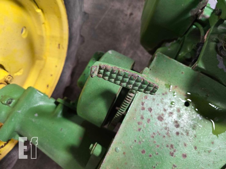 john-deere-a-image-14