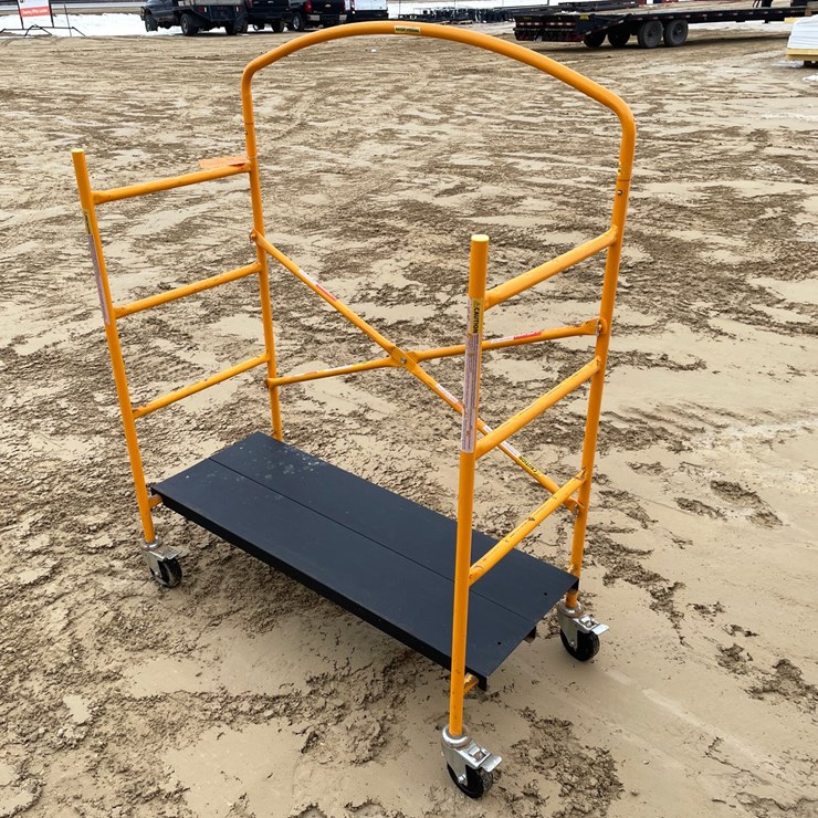 #3950 • Rolling Metal Carts