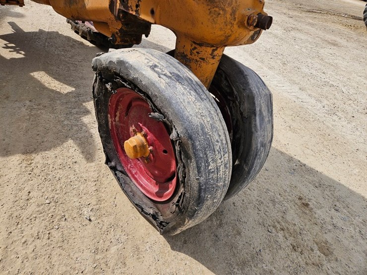 minneapolis-moline-z-image-38