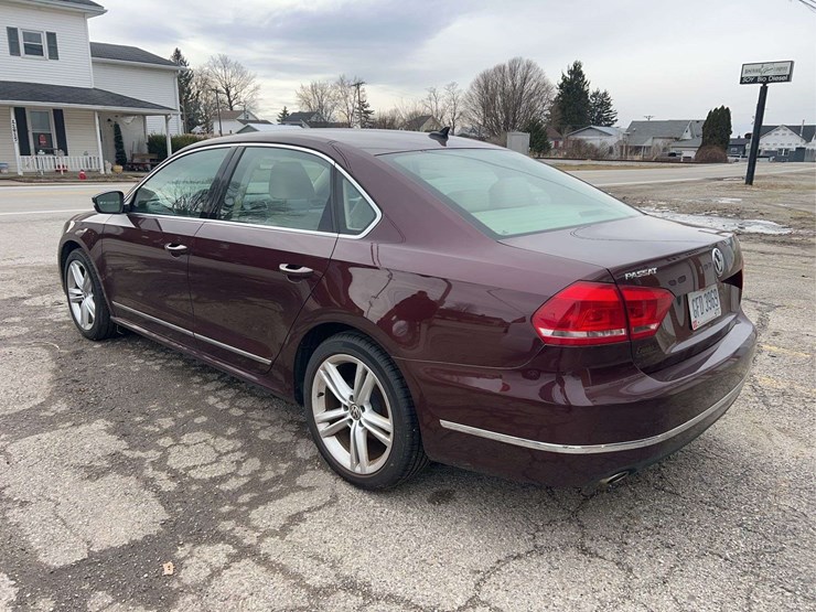 2014-volkswagen-passat-tdi-image-3
