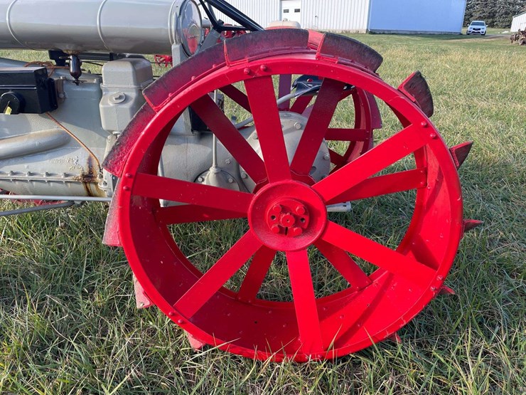1918-fordson-tractor-image-55