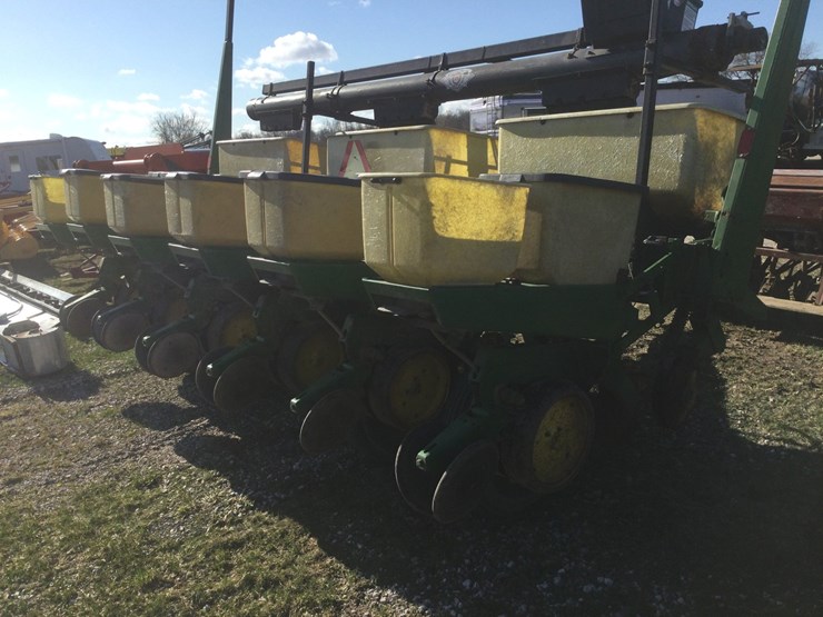 john-deere-7000-image-4