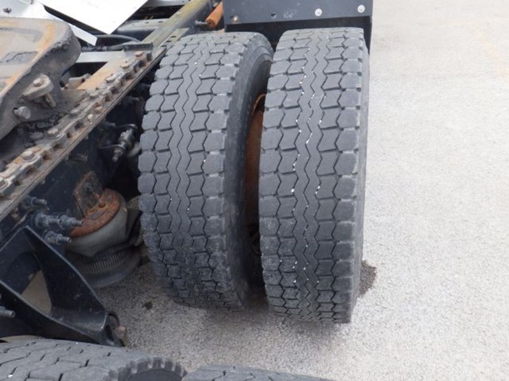 2016-international-8600-image-5