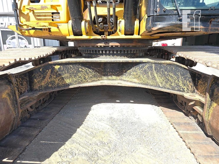 2014-caterpillar-349fl-image-34