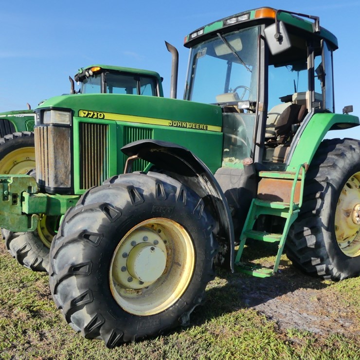 2001 JOHN DEERE 7710