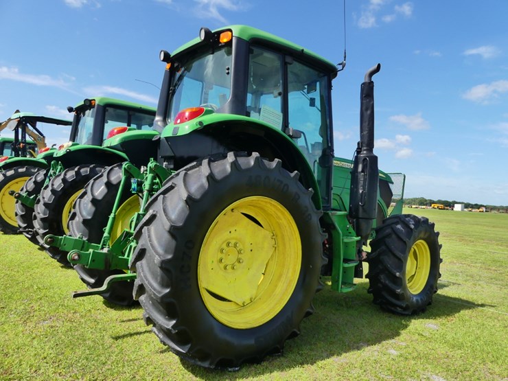 2018-john-deere-6120m-image-3