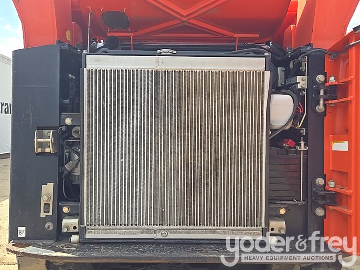 2021-kubota-svl75-2-image-40