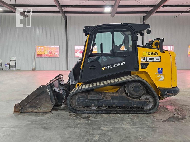 2021-jcb-3ts-8t-image-5