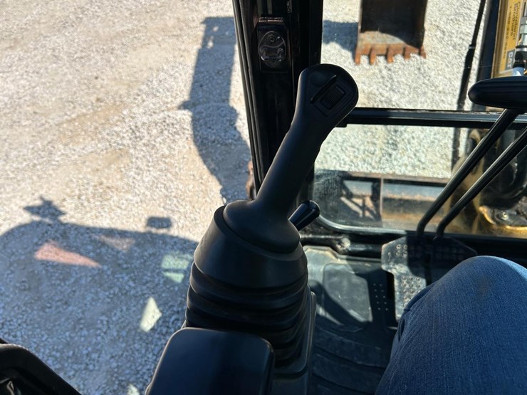 caterpillar-304e-cr-image-25