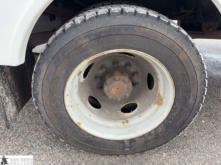 2012-ford-f550-image-50