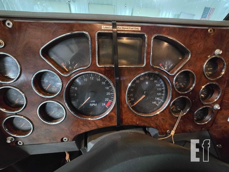 2017-mack-pinnacle-chu613-image-12