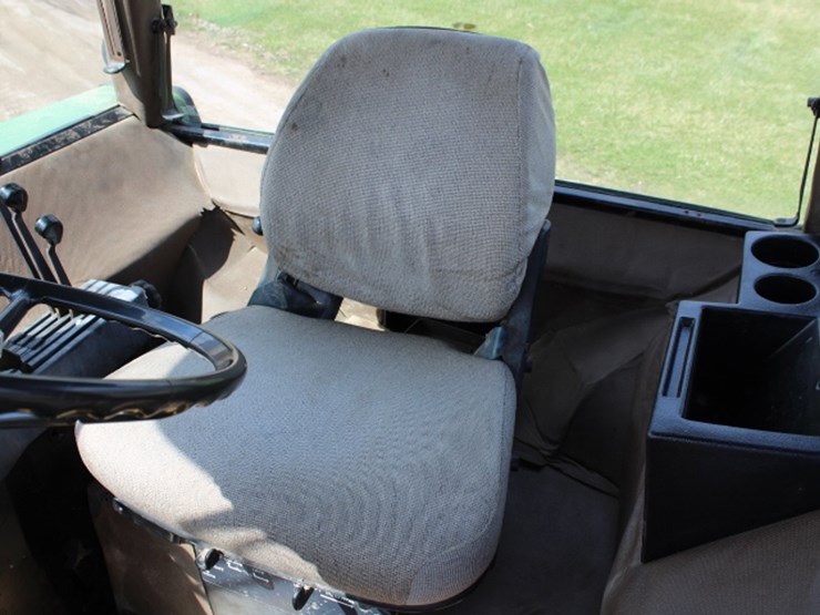 john-deere-4650-image-25